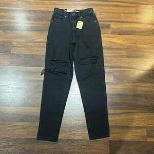 Levi’s High-waisted mom jeans BRAND NEW WITH TAGS